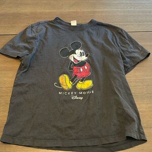 Dark grey teeshirt with Mickey Mouse on it